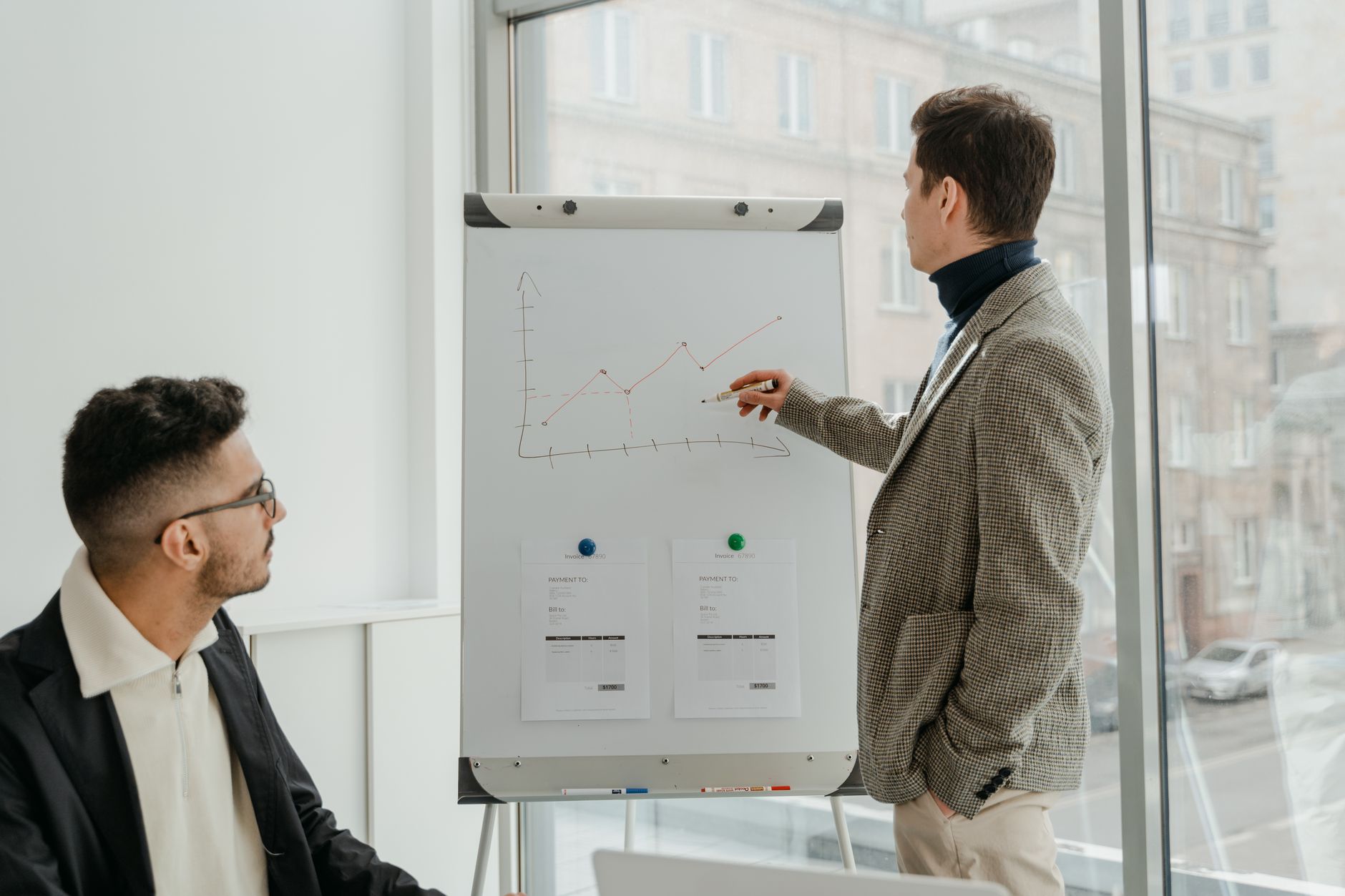 Optimizing Your Forex Strategy with MetaTrader 4: Insights and Tips